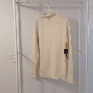 Magaschoni Man off white 100% virgin wool turtleneck sweater size XS
